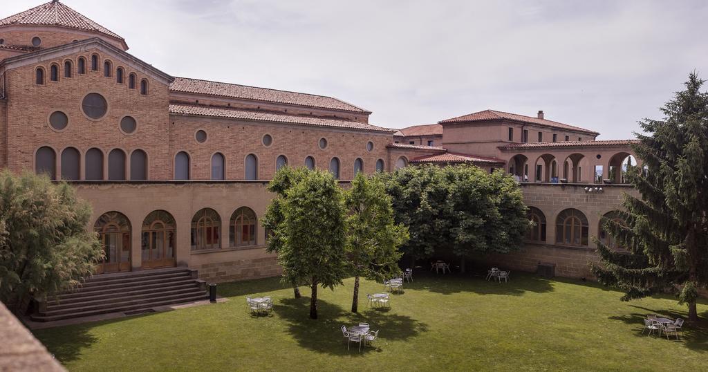 Seminari Allotjaments Vic Exterior photo